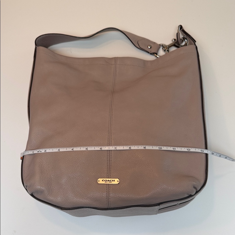 Coach Light Gray Pebble Leather Hobo Shoulder Bag - Picture 5 of 10